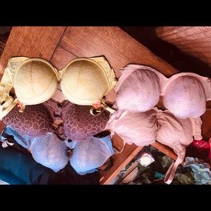 VS bras